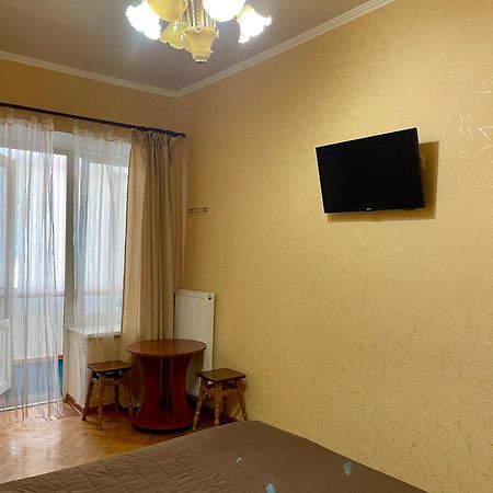 Затишні Номери В Самому Центрі Одеси Одесса Экстерьер фото